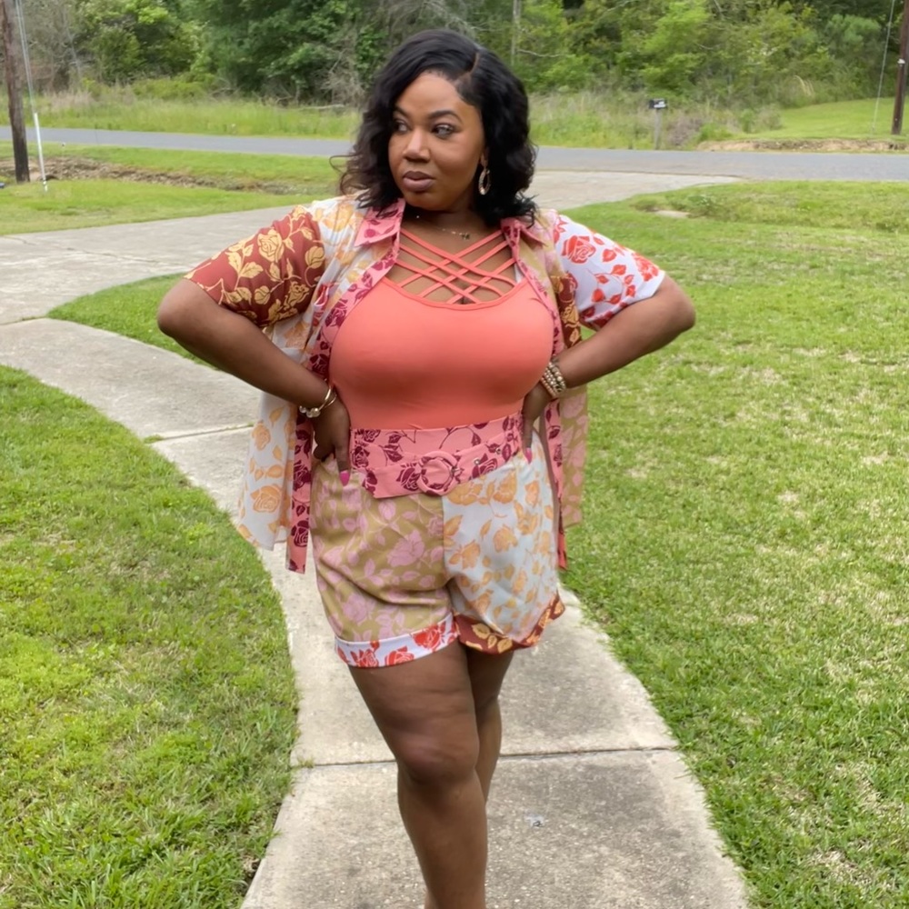 Two piece floral short set